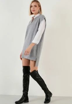 LELA T-Shirt Basic - Grey 10 LELA T-Shirt Basic - Grey -LELA Winkel a2faa7f4bbe64db2ada149efb6f32ee7