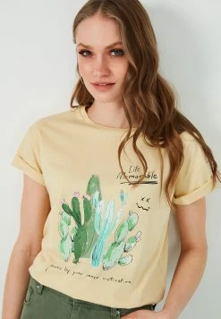 LELA Regular Fit - T-Shirt Print - Yellow