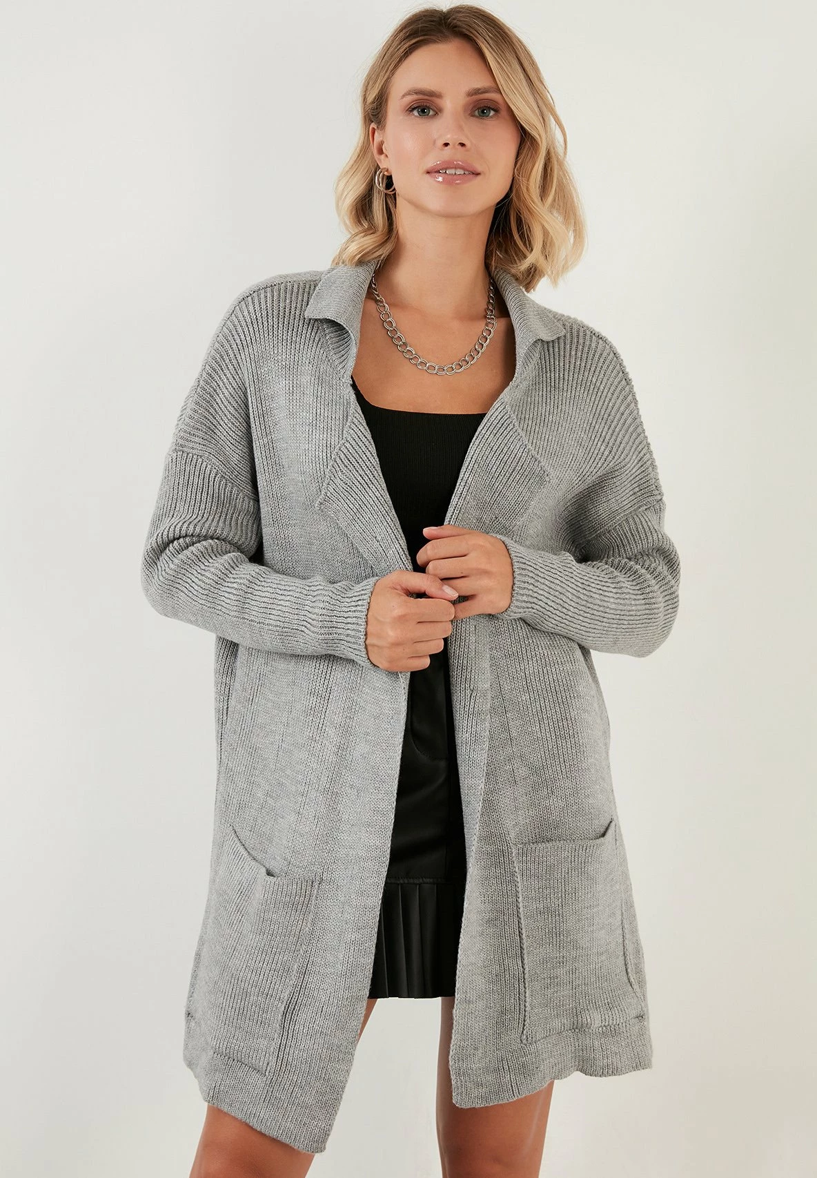 LELA Regular Fit - Vest - Grey 3 LELA Regular Fit - Vest - Grey