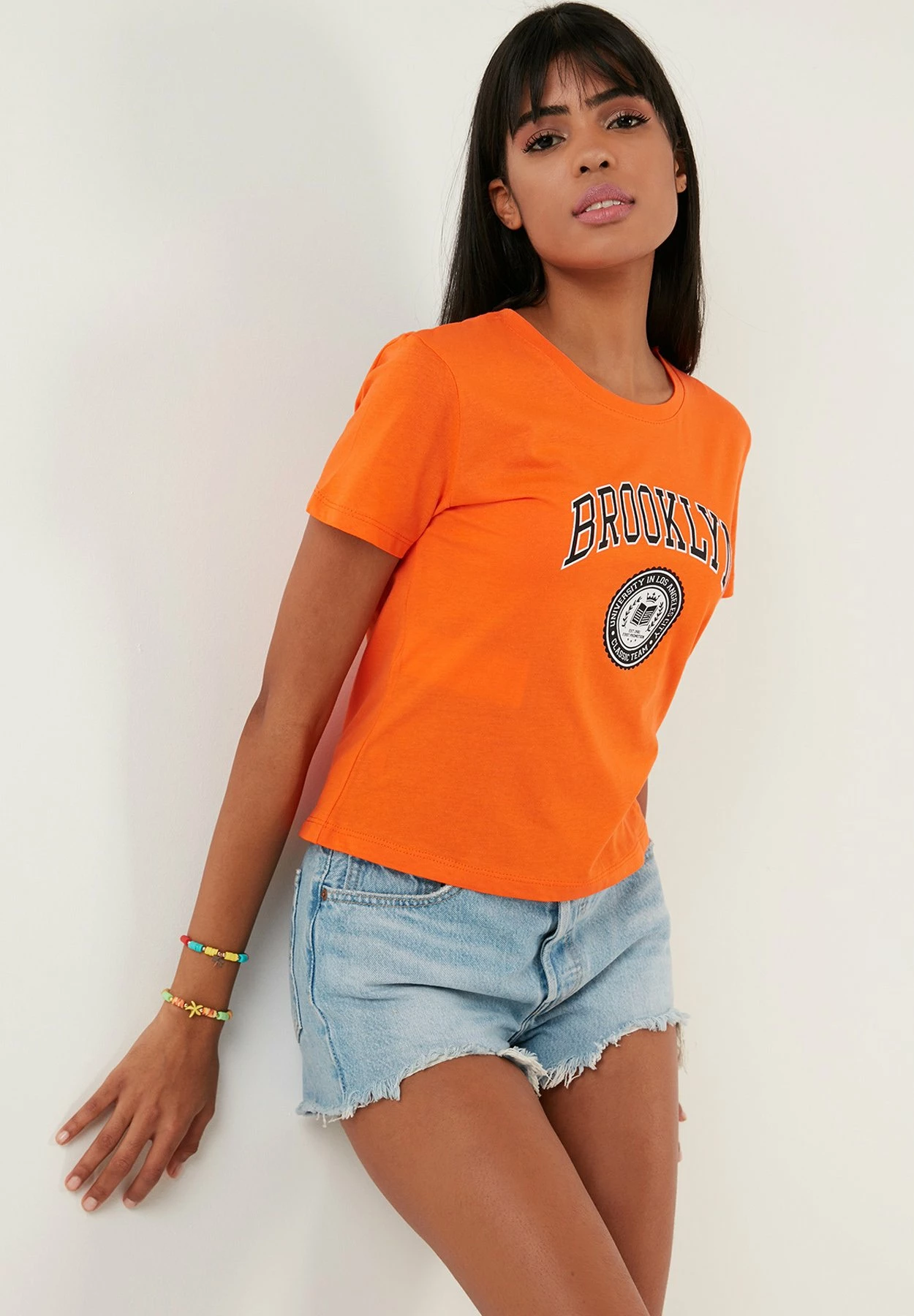 LELA T-Shirt Print - Orange 7 LELA T-Shirt Print - Orange - Afbeelding 5