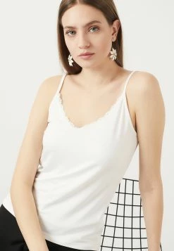 LELA Athlete - Top - Ecru 9 LELA Athlete - Top - Ecru -LELA Winkel b10327c1b6d54a9ea768daed2dcb5baa