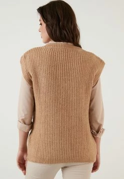 LELA Regular Fit - Trui - Camel -LELA Winkel b14996e34ed645fb8f962e294f50ee10