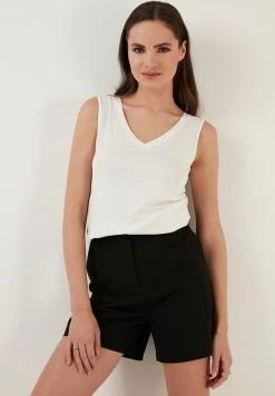 LELA Regular Fit - Top - Ecru -LELA Winkel b46c57ef7413438caa01a68f49ba61a3