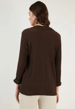 LELA Regular Fit - Vest - Brown 9 LELA Regular Fit - Vest - Brown -LELA Winkel b91919c618864d96b470c7da55d4d0eb