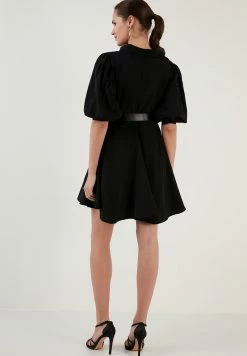 LELA Regular Fit - Blousejurk - Black -LELA Winkel b97f9125b6e8416db4a3a452747b1647