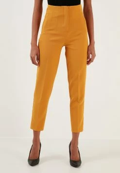 LELA Regular Fit - Broek - Mustard