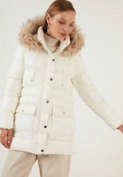LELA Regular Fit - Winterjas - Ecru -LELA Winkel bc67e09e1dde4c93bb559c78ad6ebb13