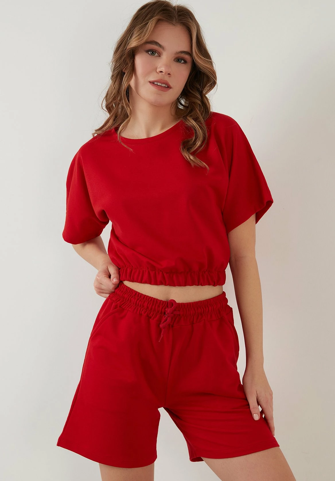 LELA Two Piece Set - Regular Fit - Shorts - Red 3 LELA Two Piece Set - Regular Fit - Shorts - Red