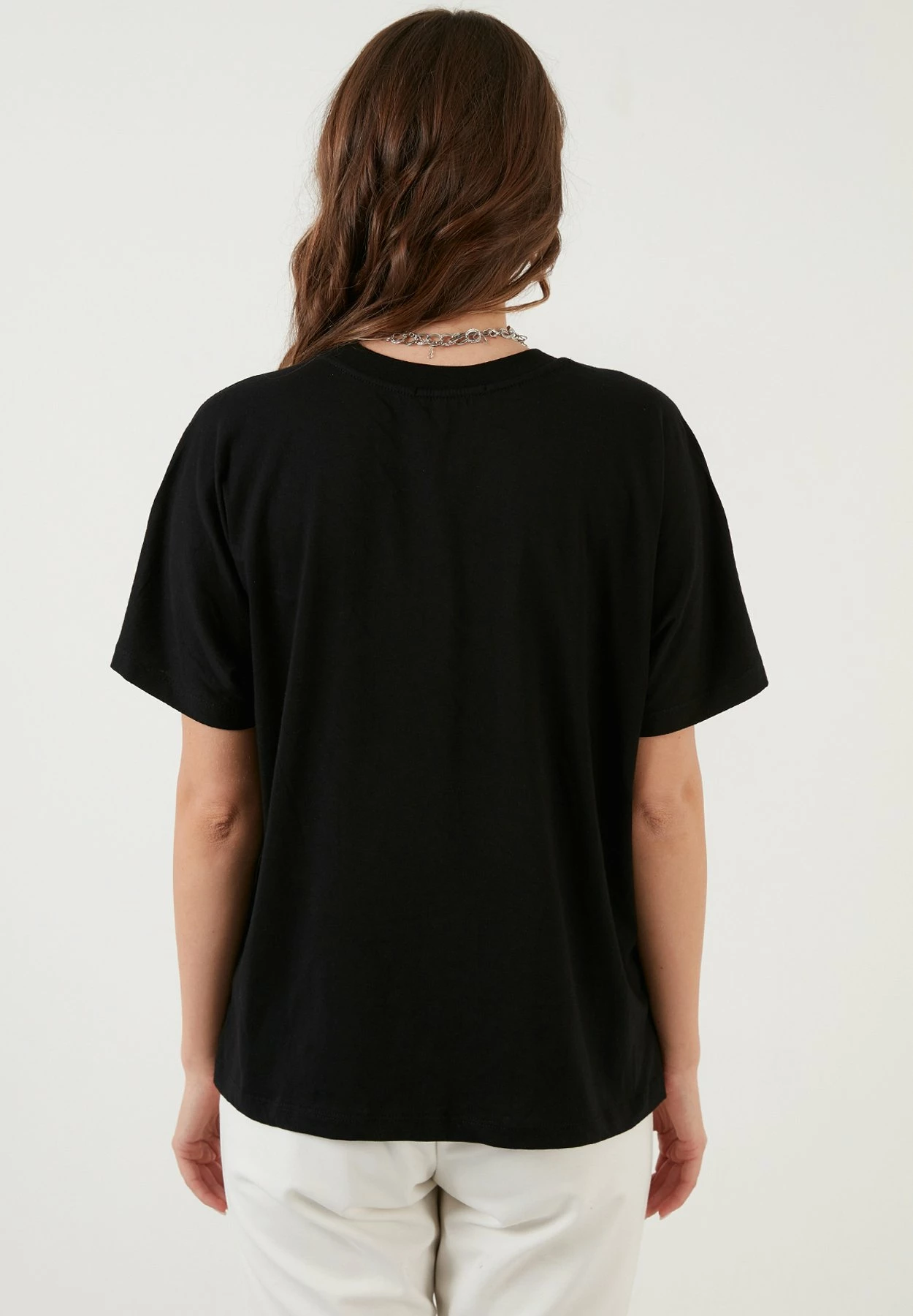 LELA Crew Neck- T-Shirt Basic - Black 5 LELA Crew Neck- T-Shirt Basic - Black - Afbeelding 3