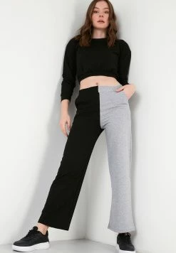 LELA Regular Fit - Trainingsbroek - Black-Grey -LELA Winkel c496ee439ba04aa788cfdc7cbe7a8882