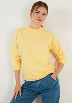 LELA Regular Fit - Sweater - Yellow -LELA Winkel c589f2b6d08b4452ba31d61f7a7f9db9