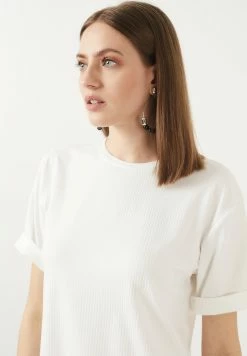 LELA Slim Fit - Blouse - Ecru -LELA Winkel c8628a688e20466dbec860b35115de82