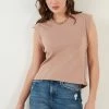 LELA Crew Neck- Top - Biscuit Color -LELA Winkel cc23fe1bc41e4520b67aaa58d96cd297