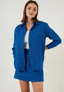 LELA Overhemdblouse - Saxe Blue 11 LELA Overhemdblouse - Saxe Blue -LELA Winkel cdd5d240ce40445a8b5e082b8b67f494
