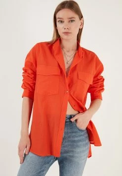 LELA Loose Fit - Overhemdblouse - Orange -LELA Winkel d1b9131f04b2462b9e81a2a0df6e5cec
