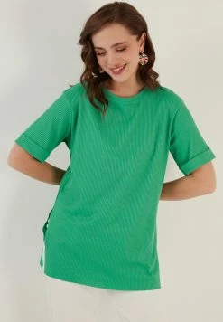 LELA Slim Fit - Blouse - Benetton Color -LELA Winkel d27f457f51d4420fb1ee78c4e297e223