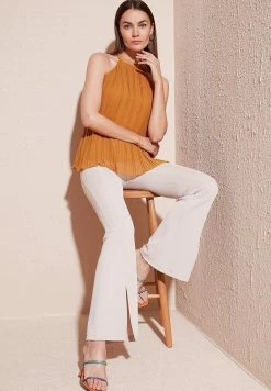 LELA Regular Fit - Blouse - Mustard 9 LELA Regular Fit - Blouse - Mustard -LELA Winkel d4b3d65e8d254e3daa6b72b3f87669d1