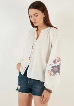 LELA Blouse - White -LELA Winkel d4c62fb5975048c996165a3c6d9606bb