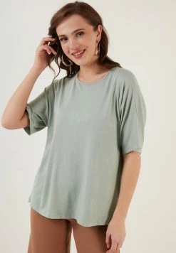 LELA Loose Fit - Blouse - Almond Green -LELA Winkel d51b75625ee442938df75822f17f1ad4