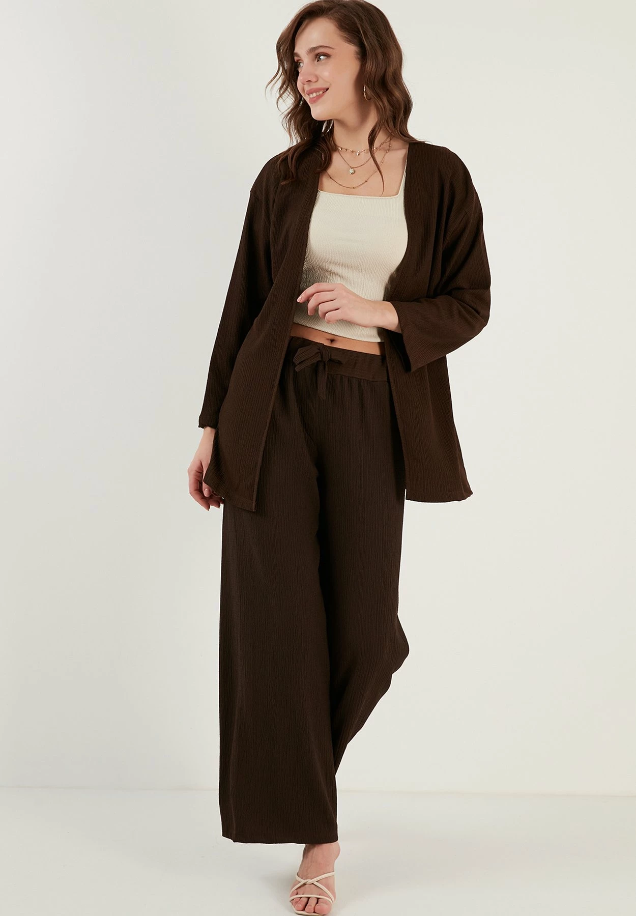 LELA Vest - Brown 4 LELA Vest - Brown - Afbeelding 2