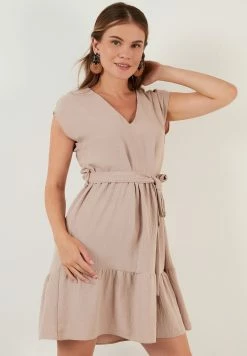 LELA Regular Fit - Jurk - Mink -LELA Winkel d99acf21a1f44748b3237b9e15a548af