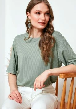 LELA Slim Fit - Blouse - Green -LELA Winkel defb1494300445e1a4c3e02d48514fb7