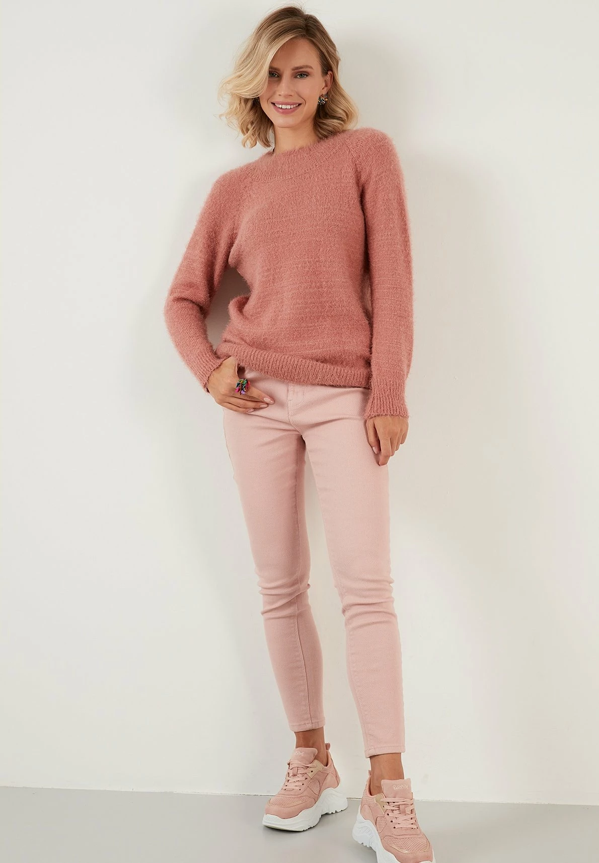 LELA Regular Fit - Trui - Dusty Rose 4 LELA Regular Fit - Trui - Dusty Rose - Afbeelding 2