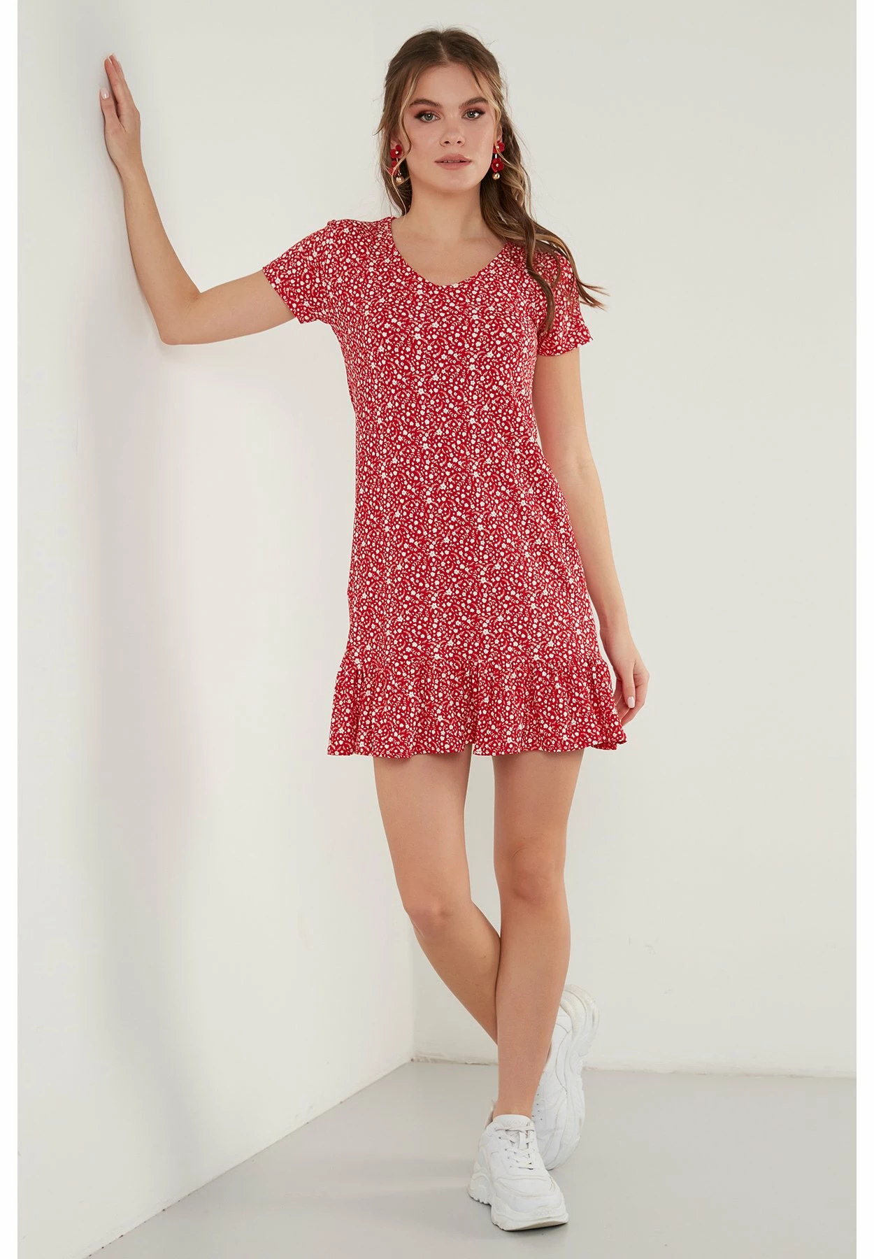 LELA Mini- Jurk - Red 5 LELA Mini- Jurk - Red - Afbeelding 3