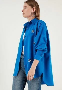 LELA Loose Fit - Overhemdblouse - Blue -LELA Winkel e4280f993d8a4be8817fa830f5e32393