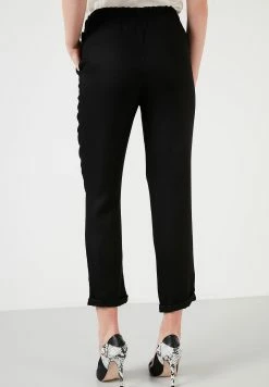 LELA High Waist Trousers- Broek - Black -LELA Winkel e5f17f5b924a4af5bc6deea4be71f902