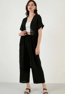 LELA Two Piece Set - Regular Fit - Vest - Black