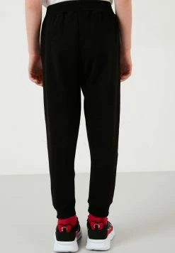 LELA Regular Fit - Trainingspak - Purple -LELA Winkel e993f037c3894f169b73d2a9e3bb1849