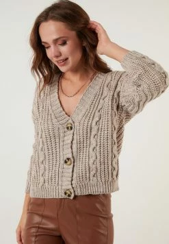 LELA Regular Fit - Vest - Stone -LELA Winkel ec392ea3d75246feb54a0b58f2e8351a