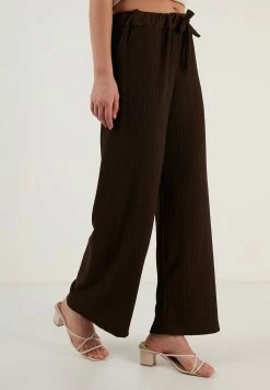 LELA Broek - Brown -LELA Winkel ed8c3920a3224dcf976194e3c04e73b9