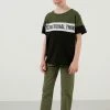 LELA Regular Fit - T-Shirt Print - Khaki -LELA Winkel ee33e54e80134b2c98bb16b38fd8ba2e