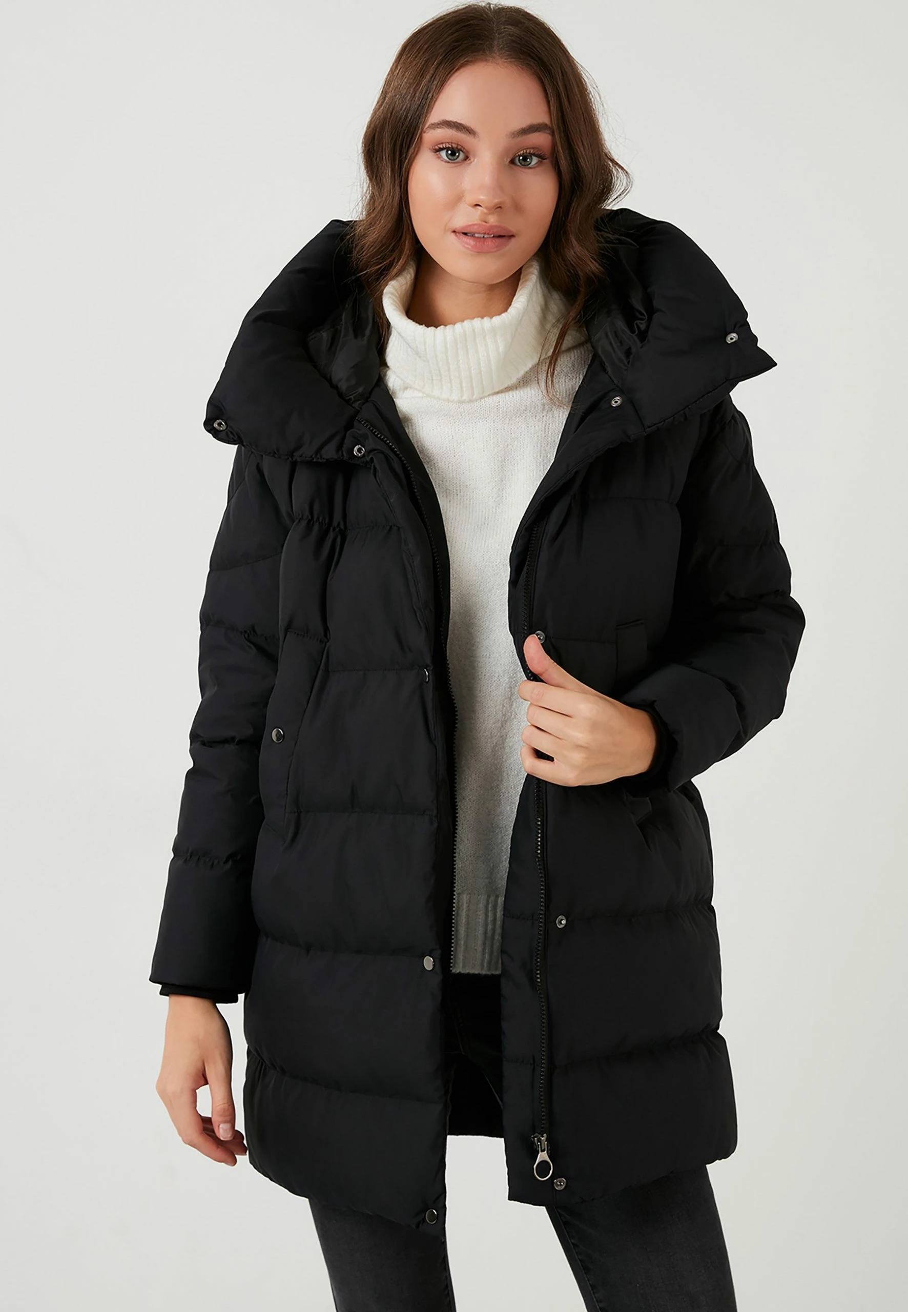 LELA Oversized Inflatable Long- Winterjas - Black 3 LELA Oversized Inflatable Long- Winterjas - Black