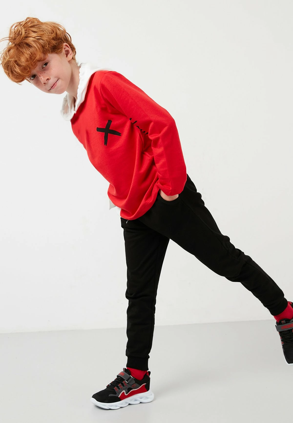 LELA Regular Fit - Trainingspak - Red 3 LELA Regular Fit - Trainingspak - Red