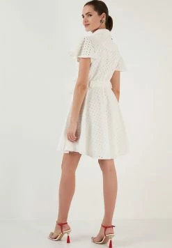 LELA Regular Fit - Blousejurk - Ecru -LELA Winkel f4969929c7594484b44ec65ceaa49e5e