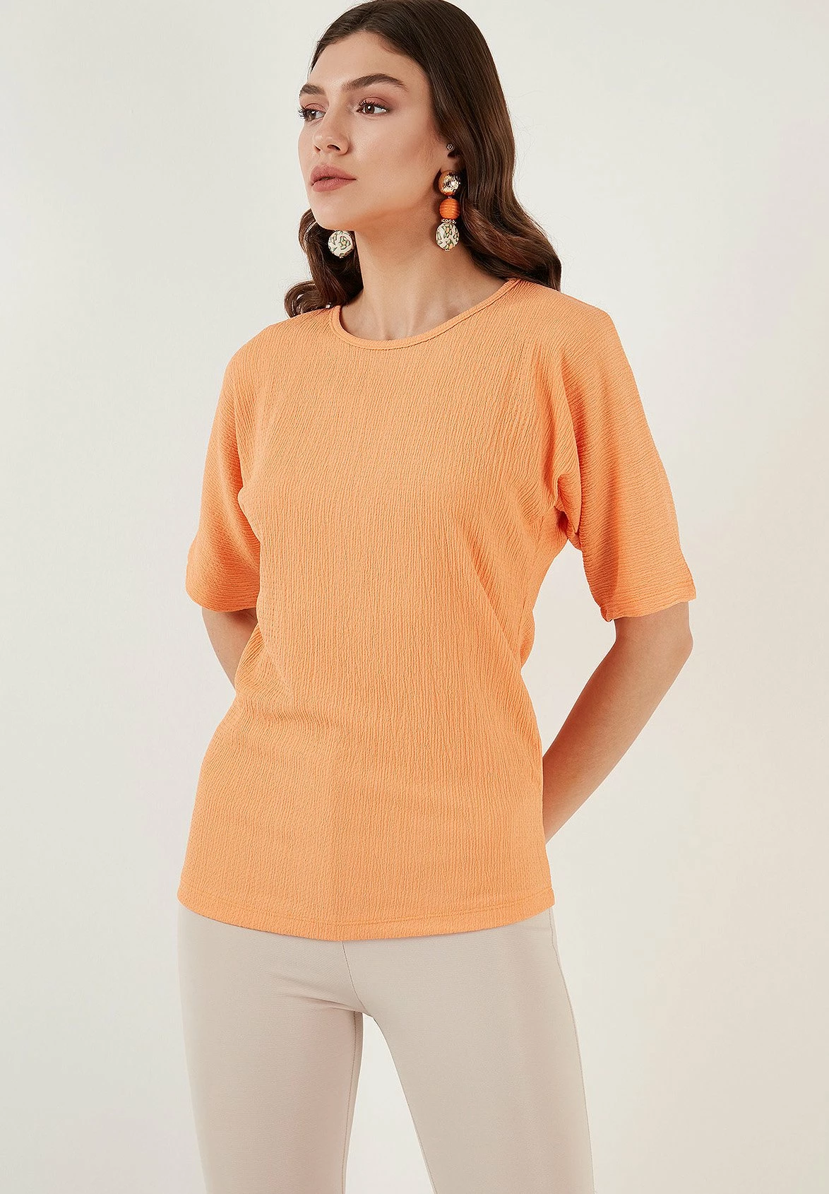 LELA Regular Fit - T-Shirt Basic - Light Orange 7 LELA Regular Fit - T-Shirt Basic - Light Orange - Afbeelding 5
