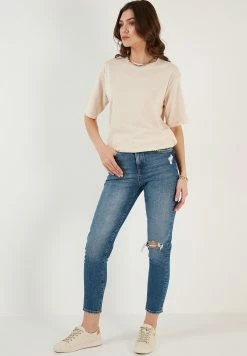 LELA Loose Fit - T-Shirt Basic - Stone -LELA Winkel f8f948cb61dc4d33b0f1d2c75aff0dfe