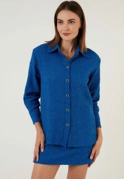 LELA Overhemdblouse - Saxe Blue 13 LELA Overhemdblouse - Saxe Blue -LELA Winkel f935ffbf8886487e9f7b65825a9cdcd3