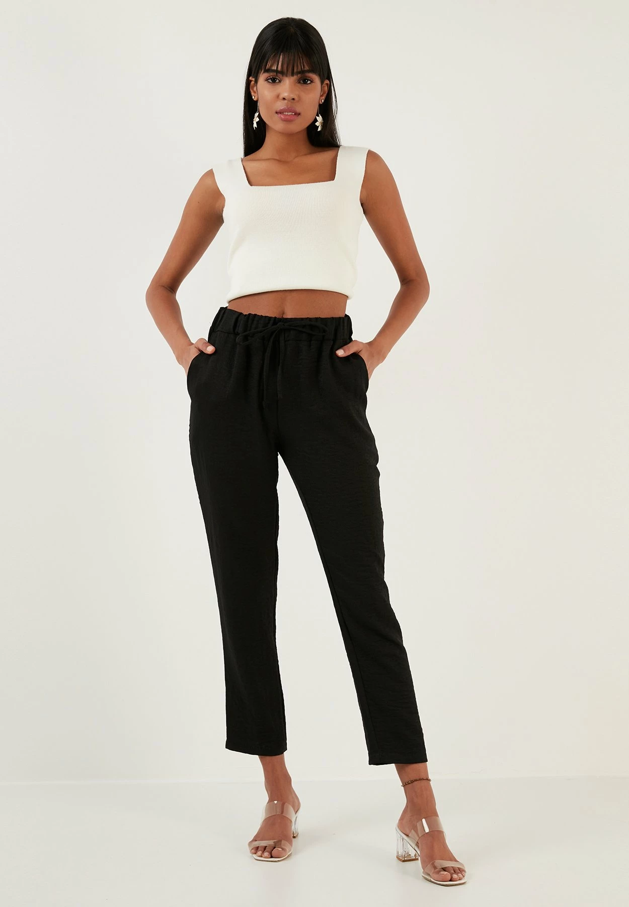 LELA Regular Fit - Broek - Black 4 LELA Regular Fit - Broek - Black - Afbeelding 2