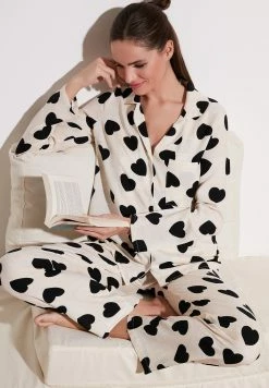 LELA Set - Pyjama - Beige -LELA Winkel fdf37acbbf8d4fbfa8359a3cb4d293a2