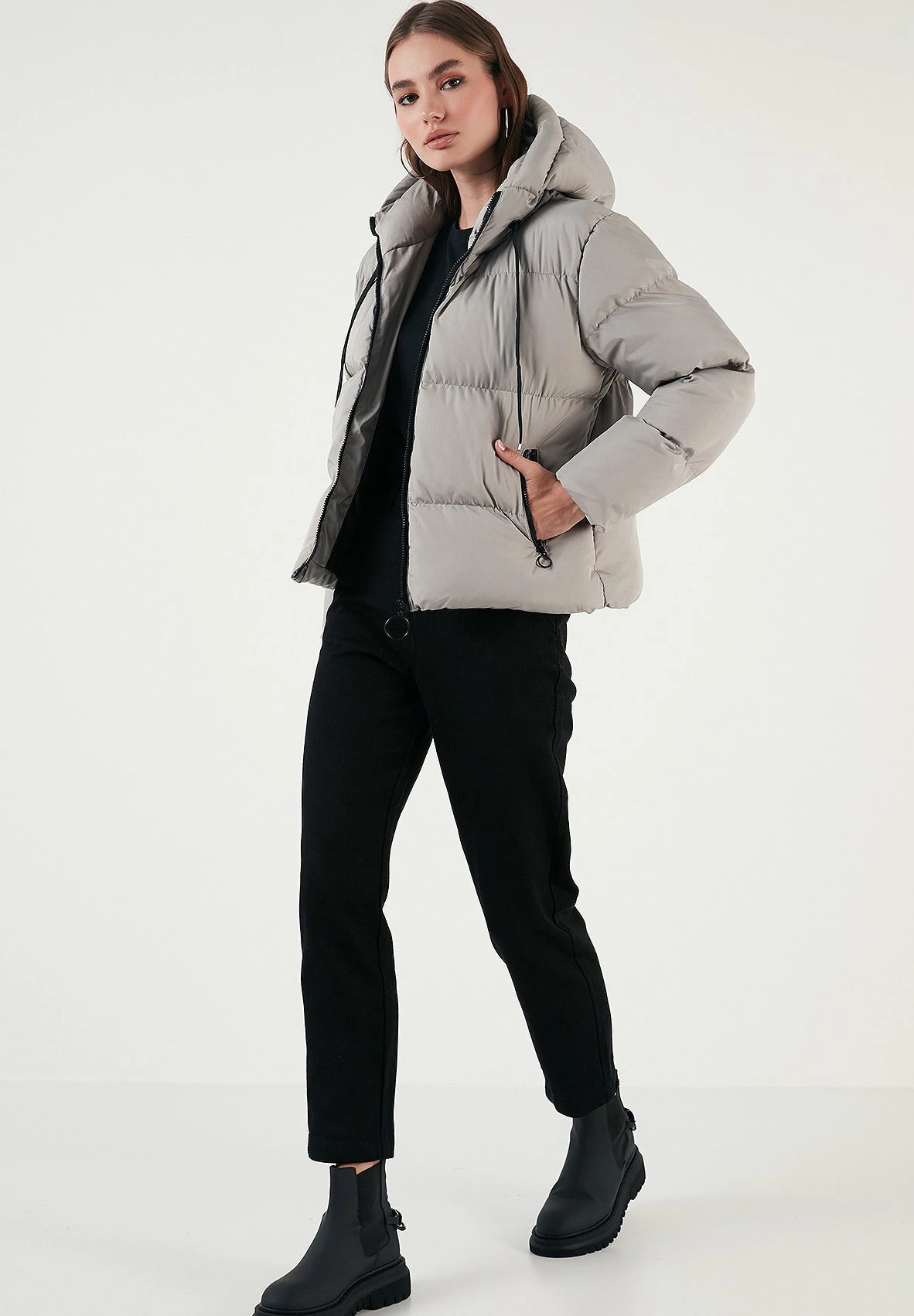 LELA Regular Fit - Winterjas - Grey 4 LELA Regular Fit - Winterjas - Grey - Afbeelding 2